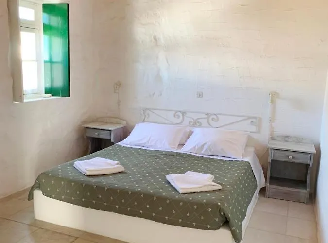 Anezina Village Δρυός