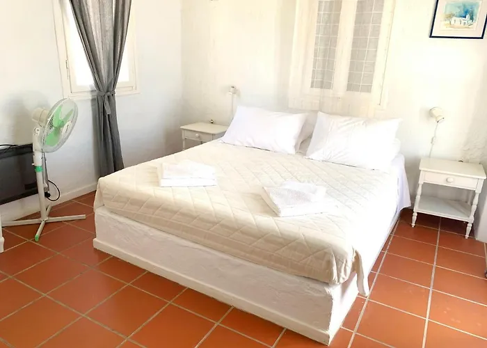 Anezina Village Ξενοδοχείο 3*