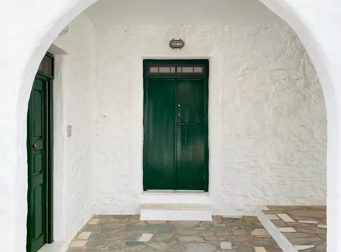 Ξενοδοχείο Anezina Village 3*