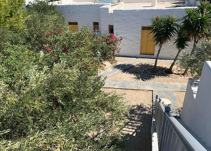 Anezina Village Δρυός