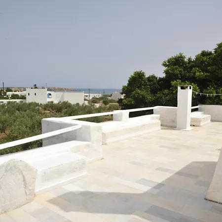 מלון Anezina Village דריוס