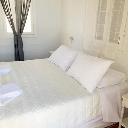 Отель Anezina Village 3*