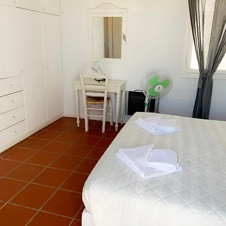 Anezina Village Hotel 3*