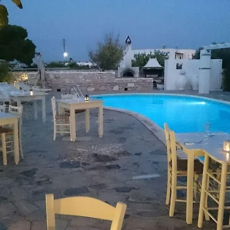 מלון Anezina Village דריוס