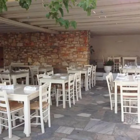 Anezina Village 3* דריוס