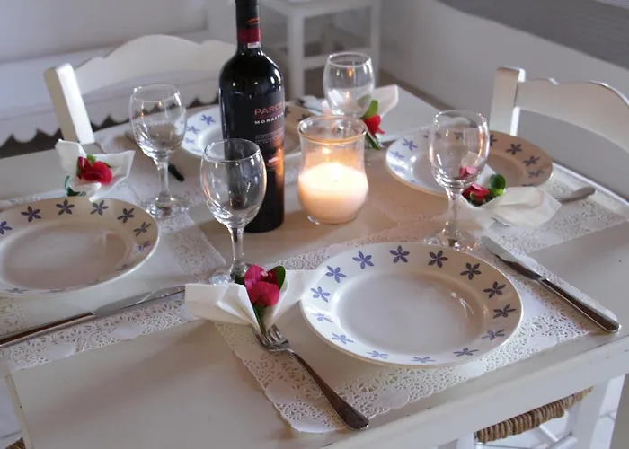 Anezina Village فندق 3*