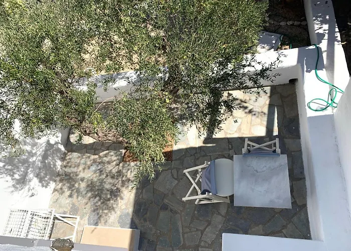 فندق Anezina Village