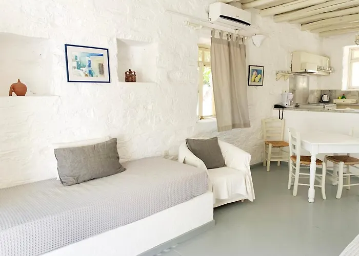 Anezina Village فندق دريوس